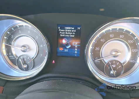 2012 Chrysler 300 z USA, uszkodzony, nr VIN 2C3CCAAG7CH220147